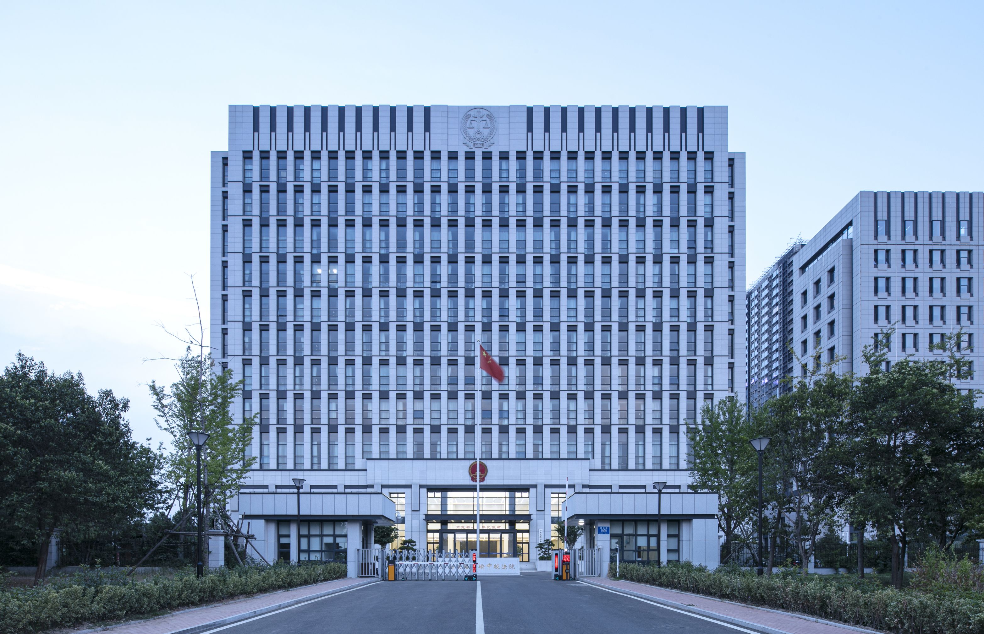 热烈庆祝赢乐成功中标济南铁路运输中级法院供配电维保服务项目