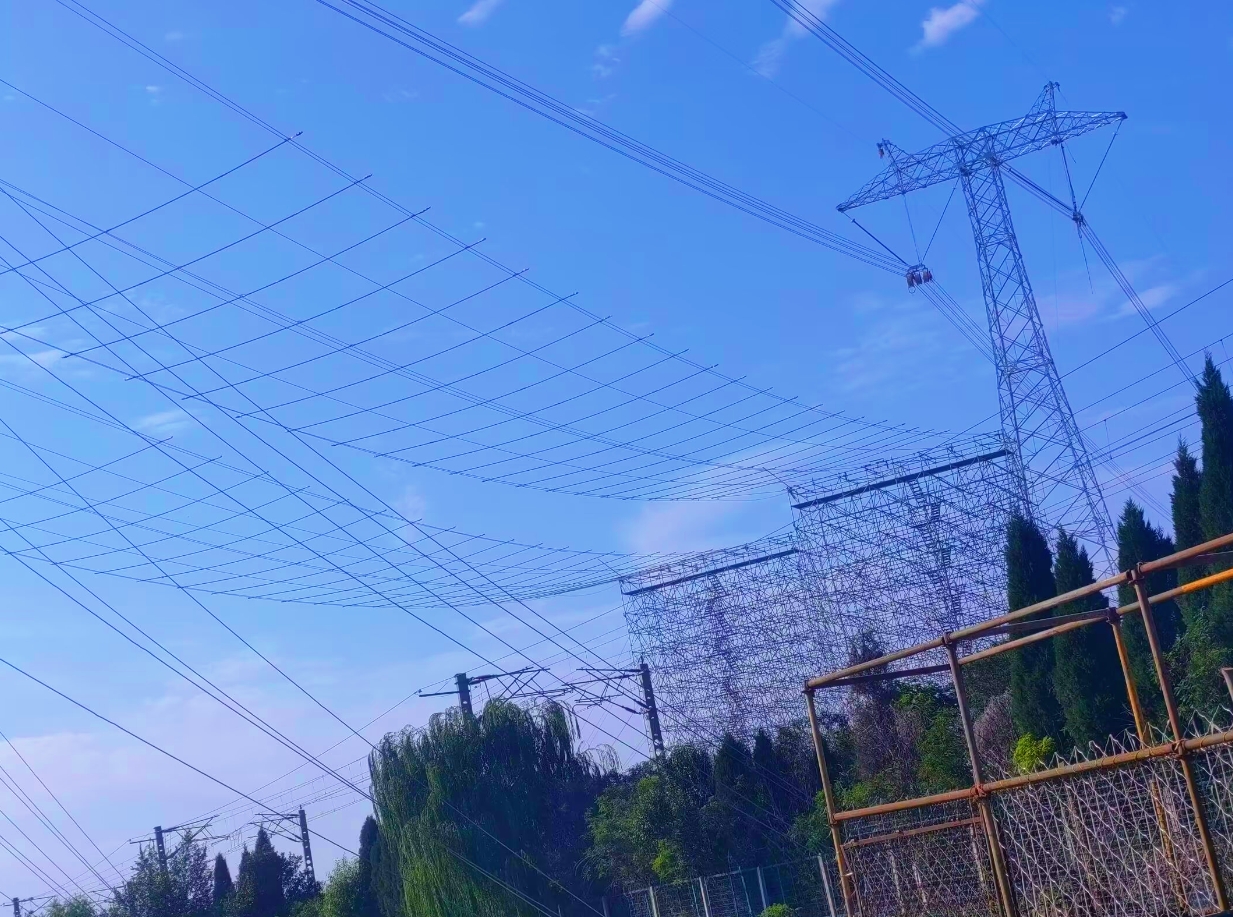陇东～山东800千伏特高压直流输电线路跨越京九铁路K473+605处架设电力线工程